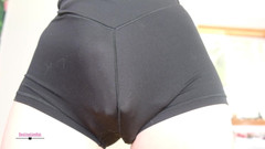 Destination Kat: Alat Penggetar Dalam Seluar Pendek Saya