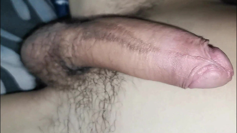 SEXY_GUYBEST: Mulutmu dientot habis-habisan sama kontol besar yang aduhai - close up