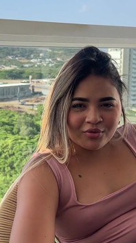 Desperate and Abandoned by Her Boyfriend, a Stranger Offered Her Refuge and Got Fucked as a Thank You