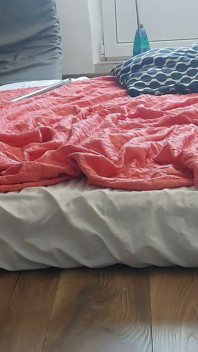 Amateur Couple Crazy Sex in the Bedroom