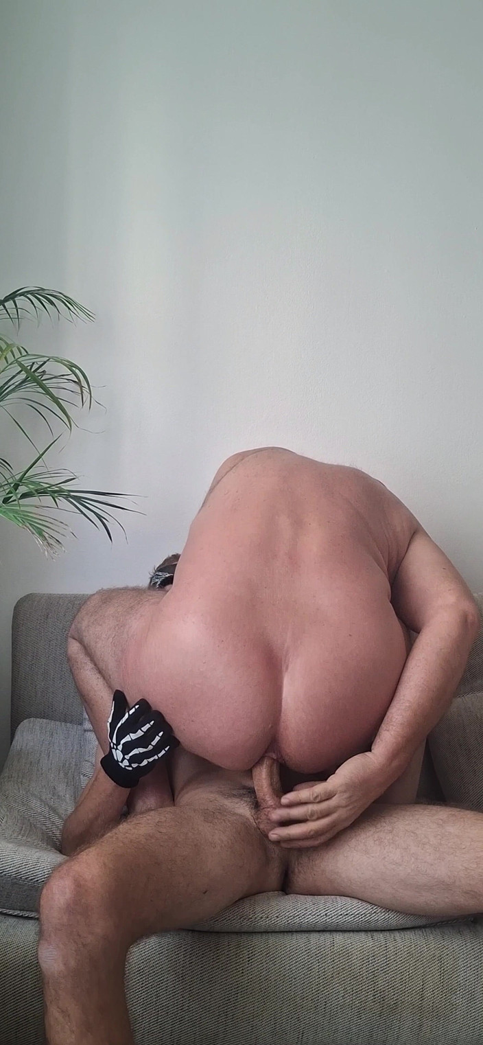 Vero Thomas: Litly Halloween Creampie