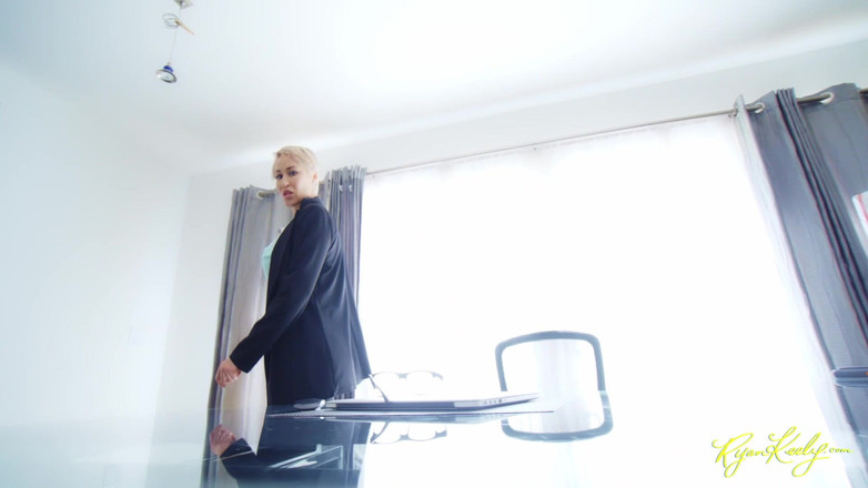 RyanKeely: Dicke MILF-chefin gibt dir einen muschi-Incentive - ryan Keely
