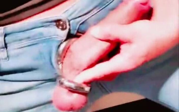 Slutboyben: Seksi kadın kılıklı sürtük yarak