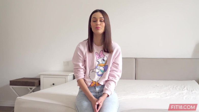 Fit 18: Casting para jornalista alta e magra que quer ser modelo