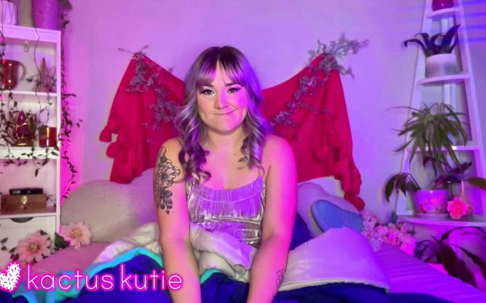 Kactus kutie: Nevlastní duch - čůrání a šukání