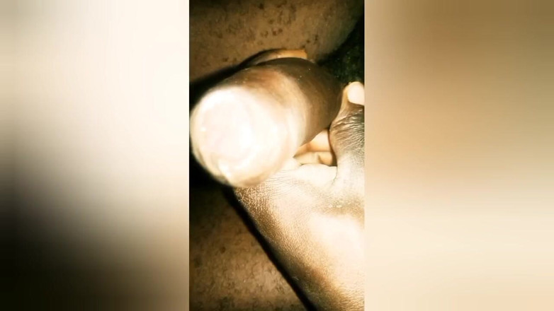 Judith xxx: Masturbating in motion