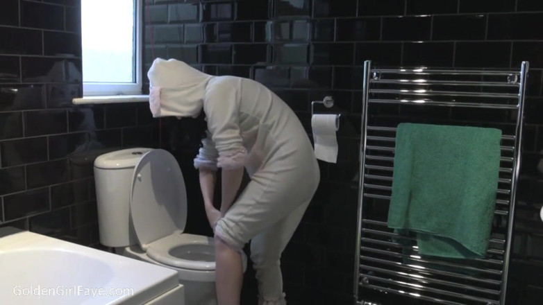 Her Kink UK: Onesie Wee