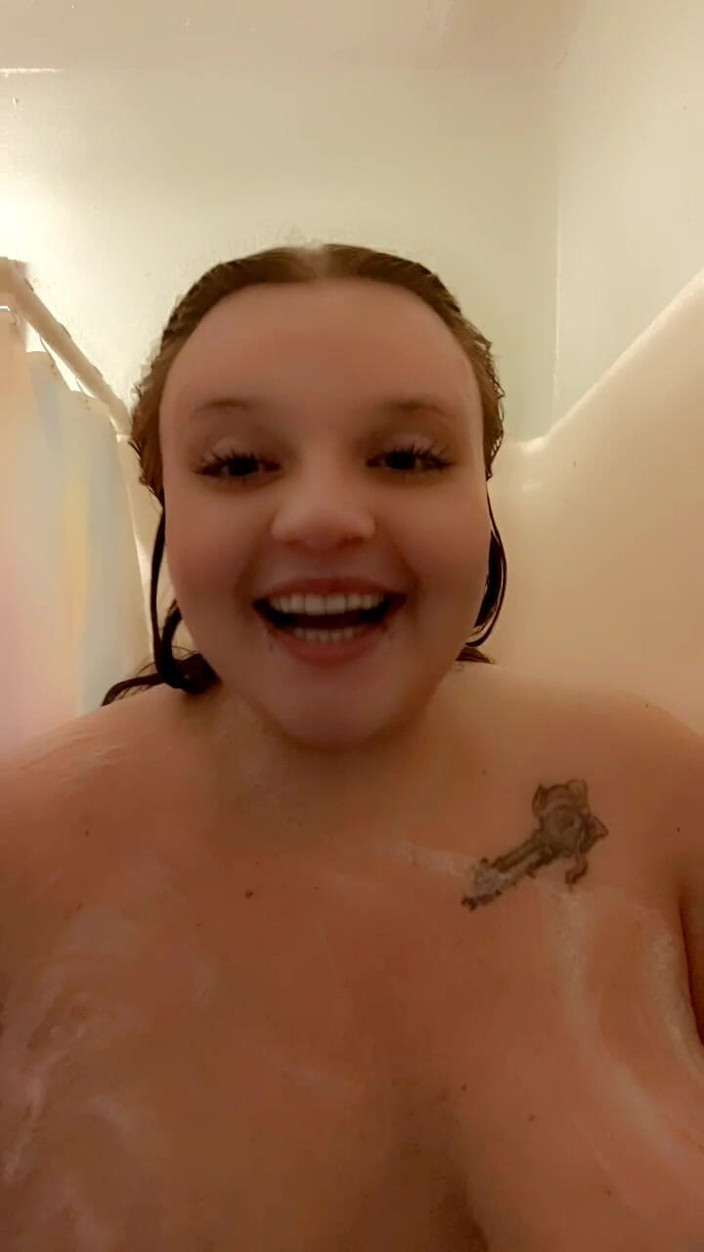 Ginger BBW lala: Развлечение в душе