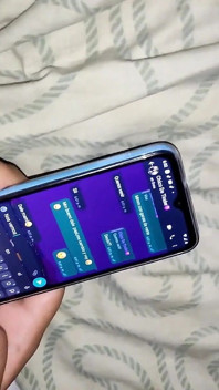 Tôi bị bắt gặp đang nói chuyện với buổi hẹn hò tinder của mình và tôi đã phải trả tiền bằng một cú thổi kèn