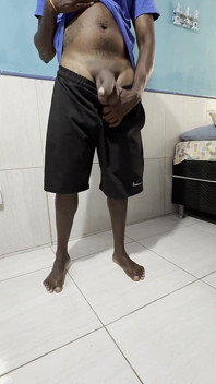 Las personas trans entregan su culo a los negros superdotados