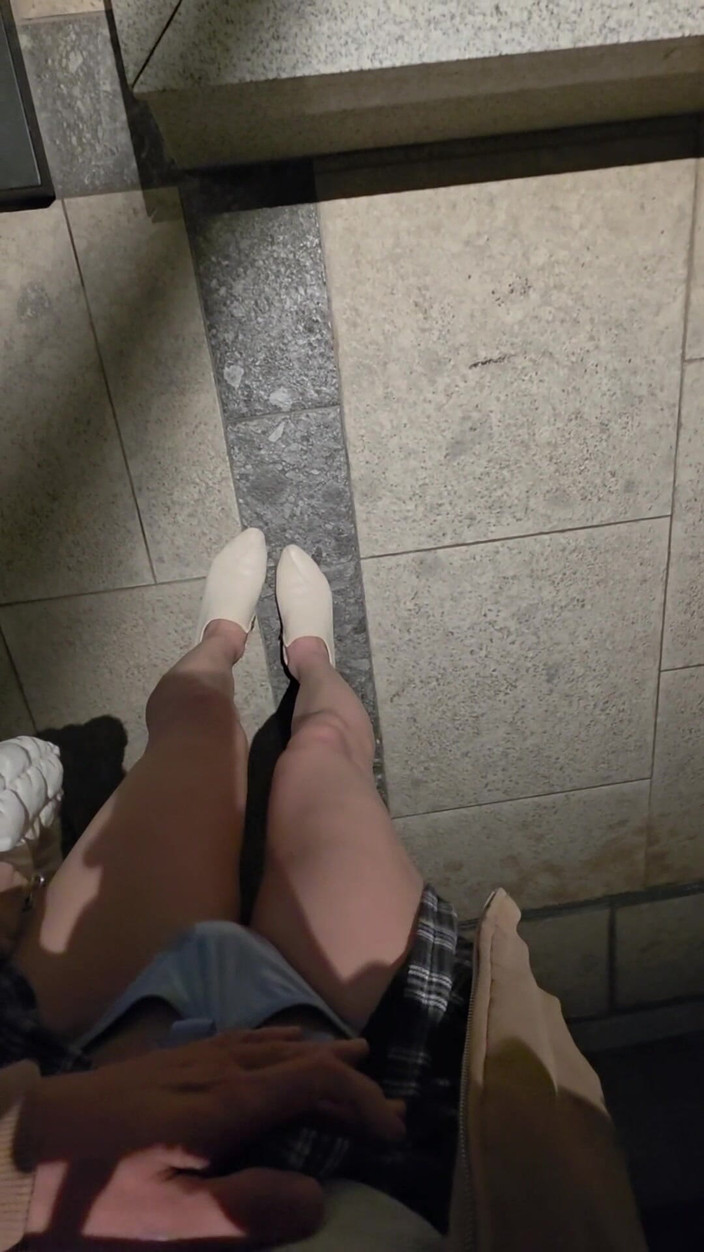 Taiwancdgirl: Lihat betis seksi saya