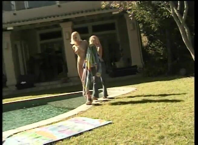 VOP Porno: Blonde lesbians pleasure each other outdoor