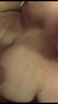 Orgie för de vackra och kåta milfs som letar efter kuk - 3
