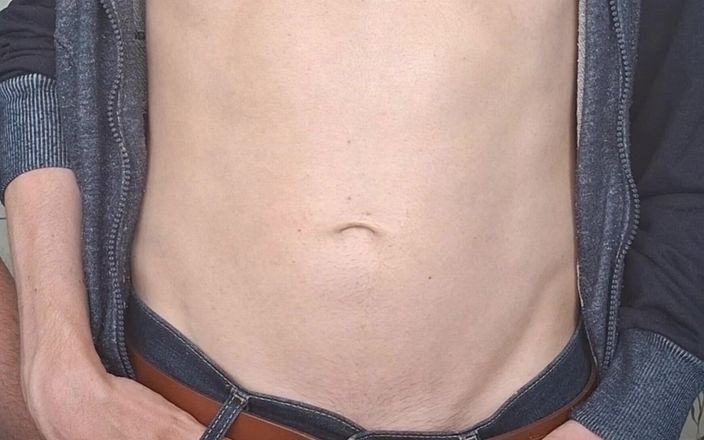 Dexterxxlfun: Sexy hubená mladá je dojena z táty
