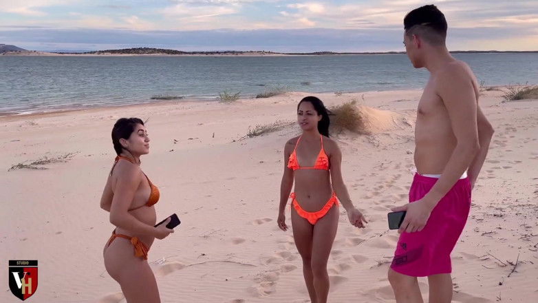 VictorHugo: Sexo en la playa con una morena