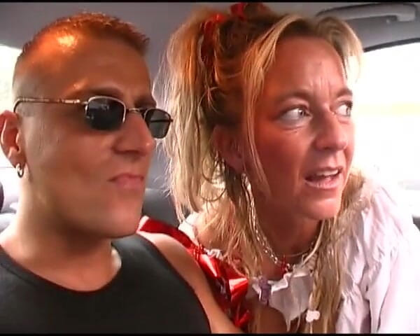 Deutsche XXX Filme: German Lady Sucked His Cock and Made Him Cum with...