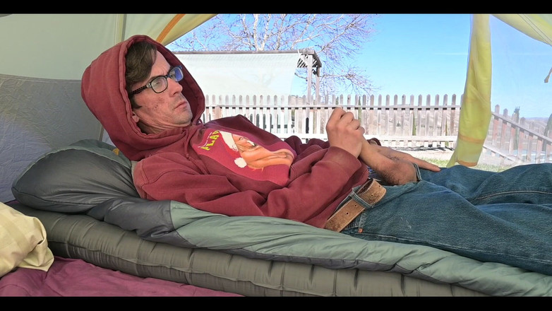 Joe Iandola: Nella tenda