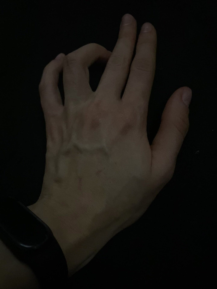 Princess Aisha: Sexy Bulging Veins
