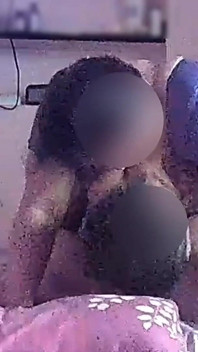 Bhabhi cu sâni uriași sexy în bluză țâțe supte tare și călărind pula mea