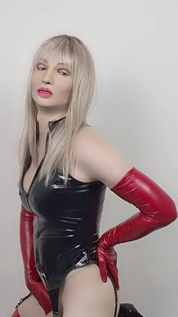 PVC Sissy Děvka a Škádlení čůráka