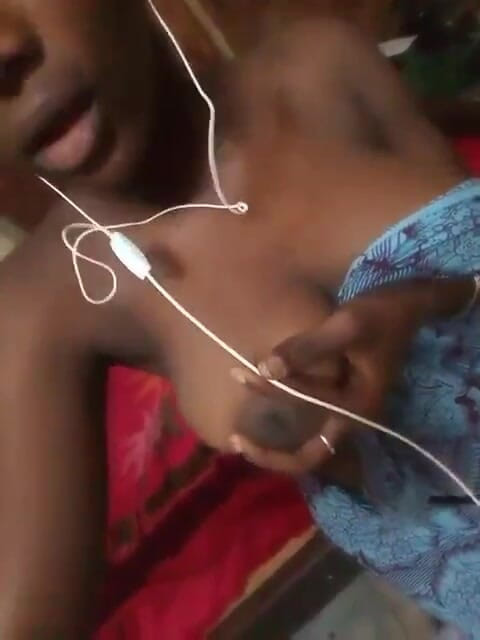 Dick sucker: Obrovská okurka v mé kundičce