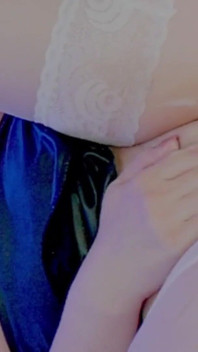 คุณนาย MILF พ่นน้ำเงี่ยนให้ฉัน เย็ดหีเปียกครีมๆ นั้นแรงๆ