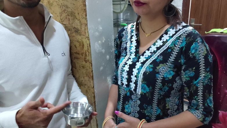 Hornycouple149: Meninggalkan Bhabhi Jiran Dengan Payudara Besar Pada Prateks Minta Gula