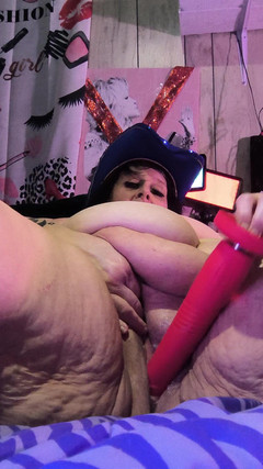 HerculesnVENUS: Wide Spread Cunt Fucked Rough N Dumped Lazy Fat Slut