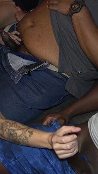 Wisconsin Gangbang dubur Tiff dengan 15 lelaki