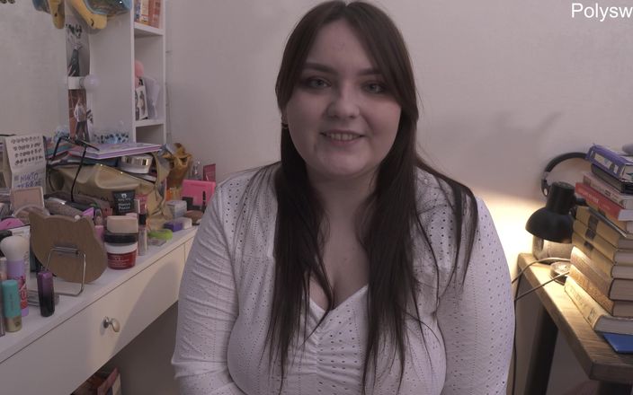 Polly Sweet: Šukám tě do zadku a budeš to milovat.