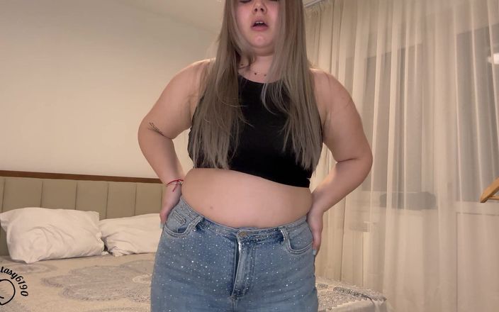 Your fantasy studio: Frontansicht enge jeans furzt