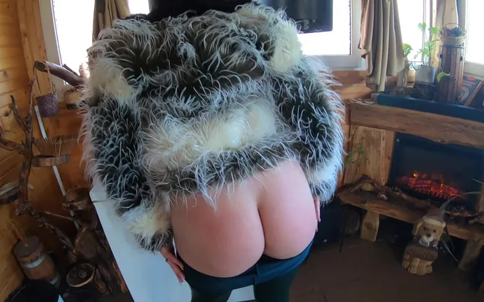 MilfyCalla: Deep-throat, Cum Play and Camel-toe- Leather and Fur Fetih 255