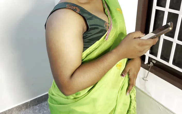 Indian teen girl: Cute Girl Cleaning House and Shows Her Boobs.