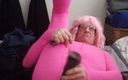 Patti xdress: Pink patti zeigt ihren neuen stoßenden / vibrierenden dildo.