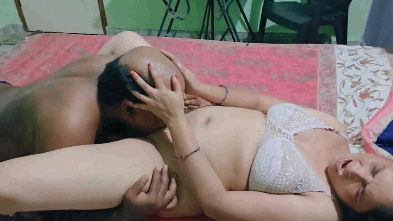 Sexy sindu: 통통한 인도 마누라 로맨틱 섹스