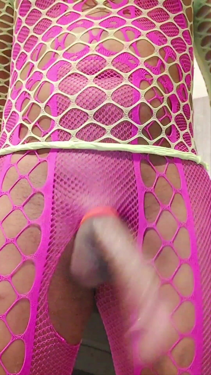 Milah CrossxxX: Jiran menghina saya dan meludahkan saya di hadapan pintu depan...