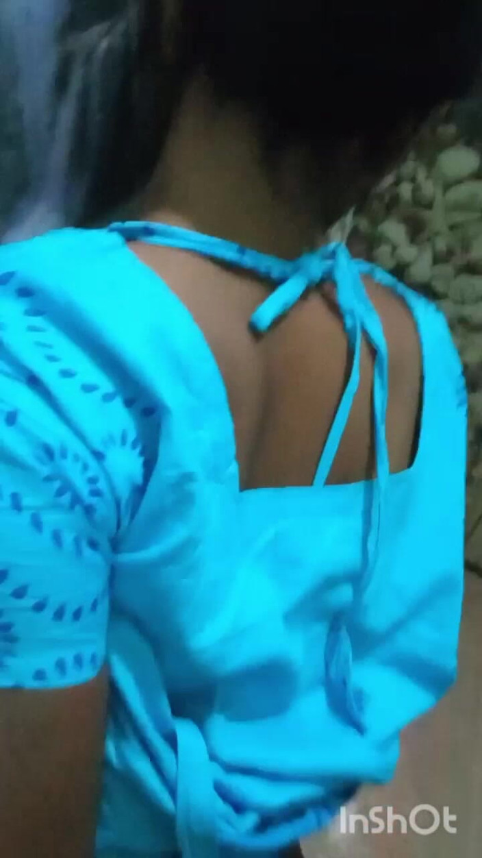 Village wife 9: Kamar mandi gadis desa india bagian 1