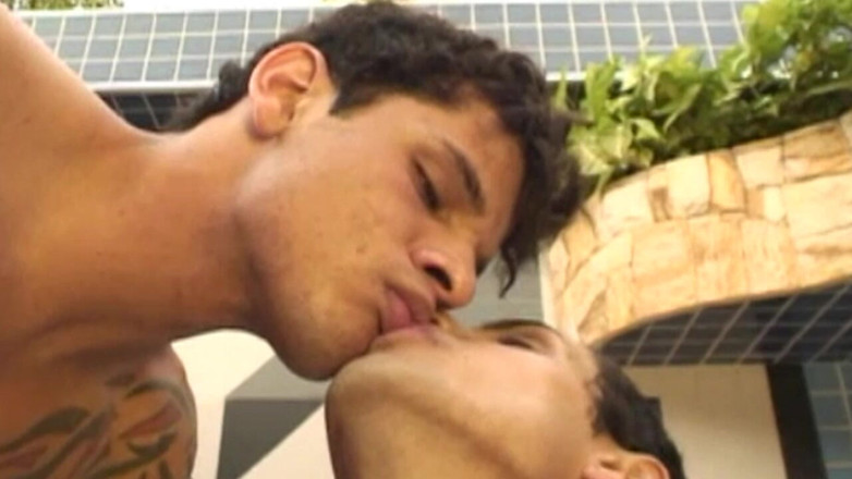 Only Bareback Porn Studio Amator: Herero men okej att suga dig