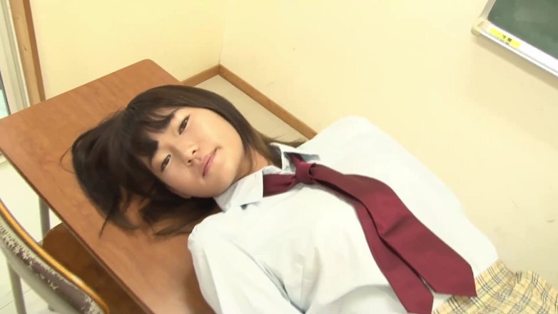 Strix: Suzu Takachiho - Pure Hearted, Tall Girl