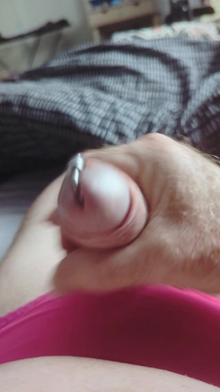 Bellhead: Melancap dan pancutan mani dalam seluar dalam merah jambu saya -...