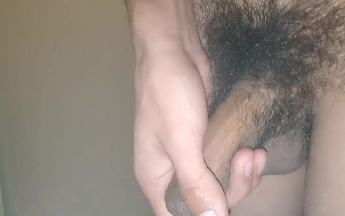 Z twink: Hairy Wet Cock Thick Bush