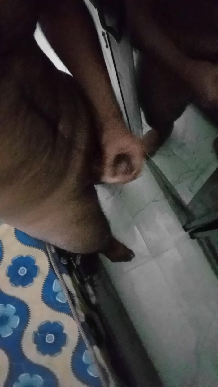 Raaz26d: Öl meinen großen schwanz im schlafzimmer ein und masturbiere vor...