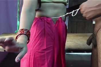 Riyadesi18: Pepek adik ipar desi sangat kenyang, saya rasa seperti berkongkek,...