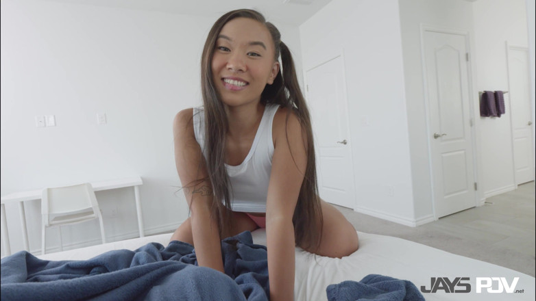 JAYS POV: 私のセクシーな自然のおっぱいアジアのステップ娘Kimmy Kim