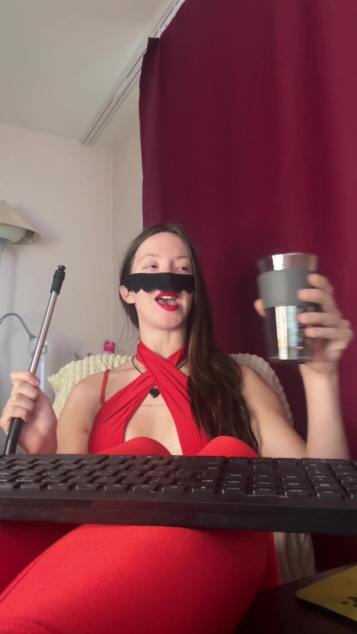 Skinny_lady69: Udělám z tebe svoji děvku