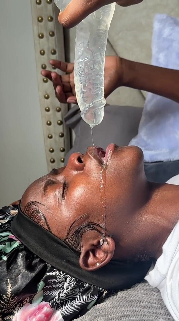 Chickysue: Langsamer blowjob