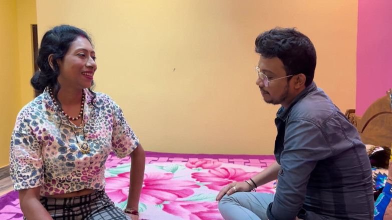 MrsEntertainer: Biwi Ko Bola Apne Boss Ko Pussy Kamsutra Ras Pilane...