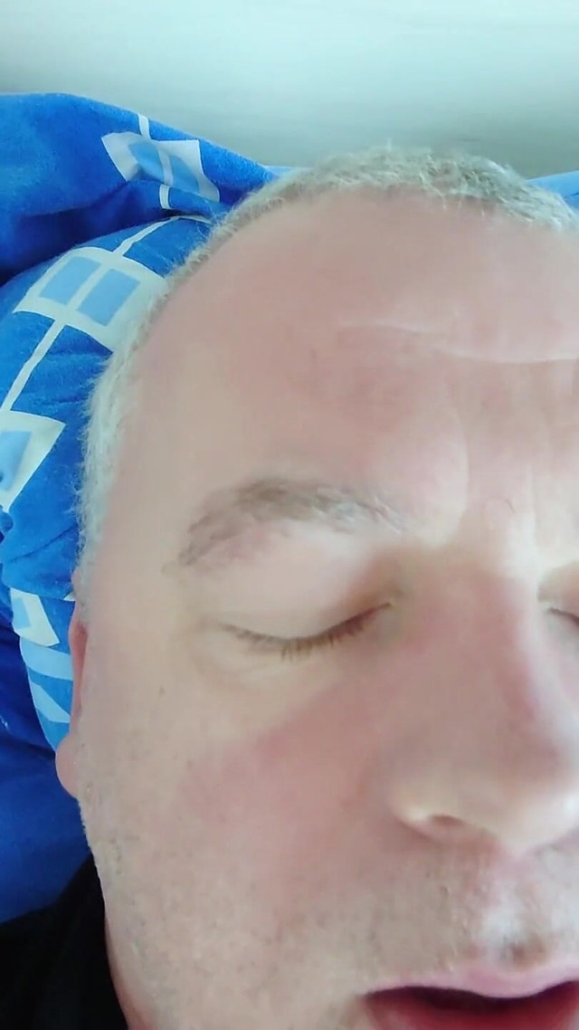 The Orgasm on the Face (Nylonjunge)