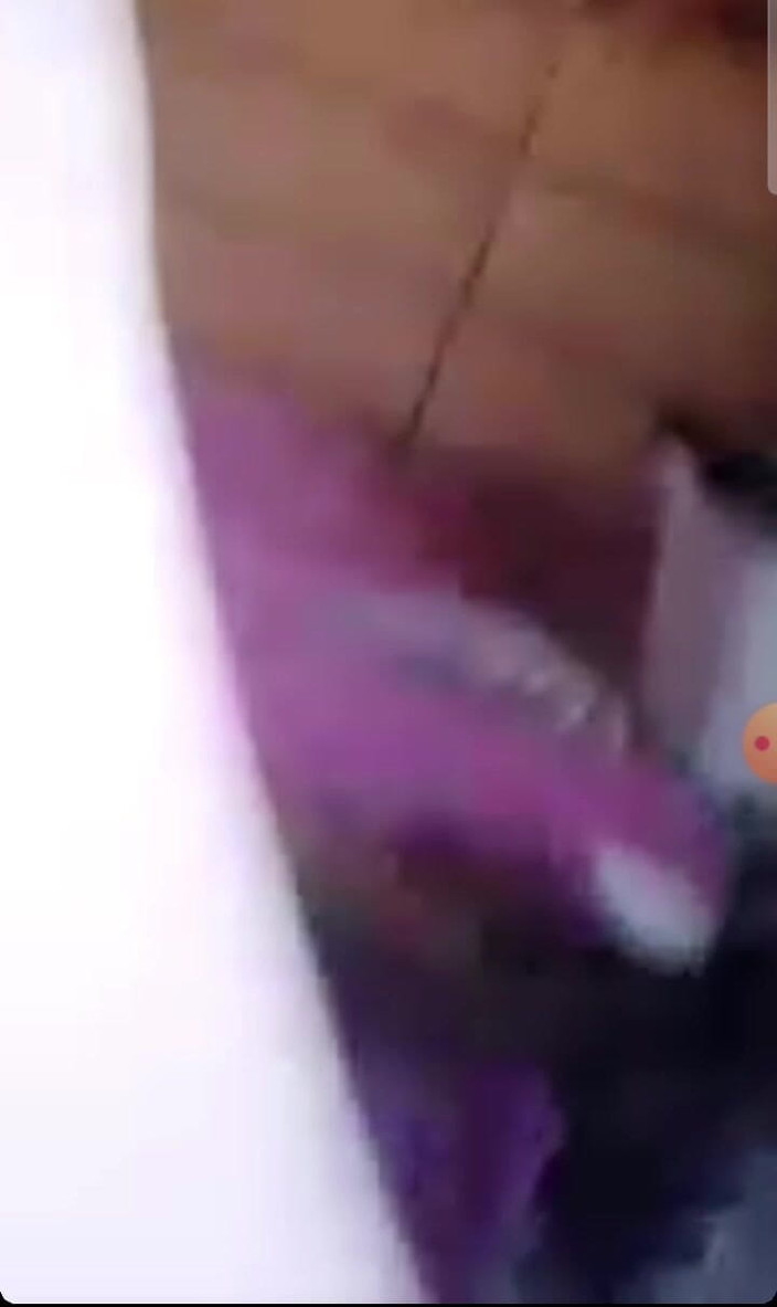 KittieNoOne: Close-up neukmachine