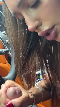 Prsatá Baddie Sisi Rose je ošukaná v Rr Teddyho Tarantina